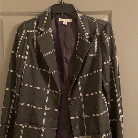 NWOT Grey and white coat - Picture 2 of 3